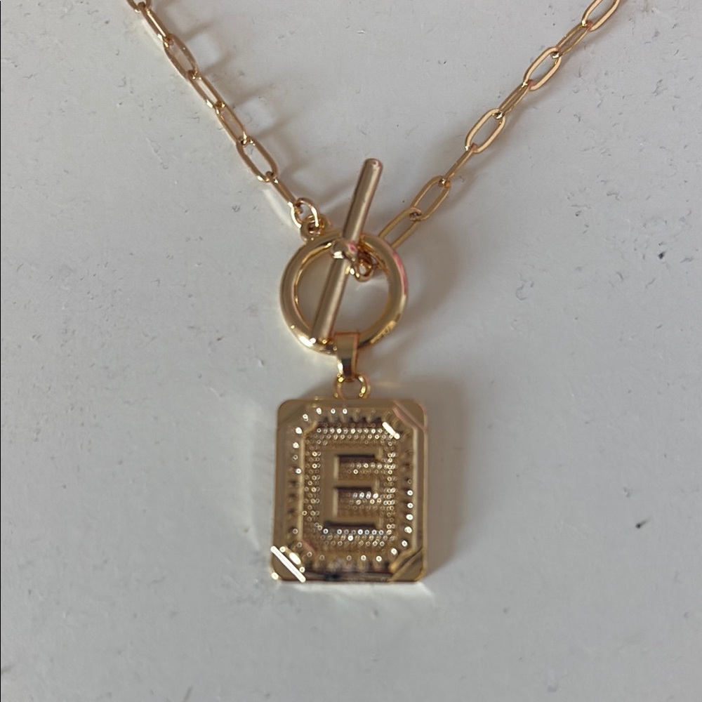 Gold Initial Pendant Necklace